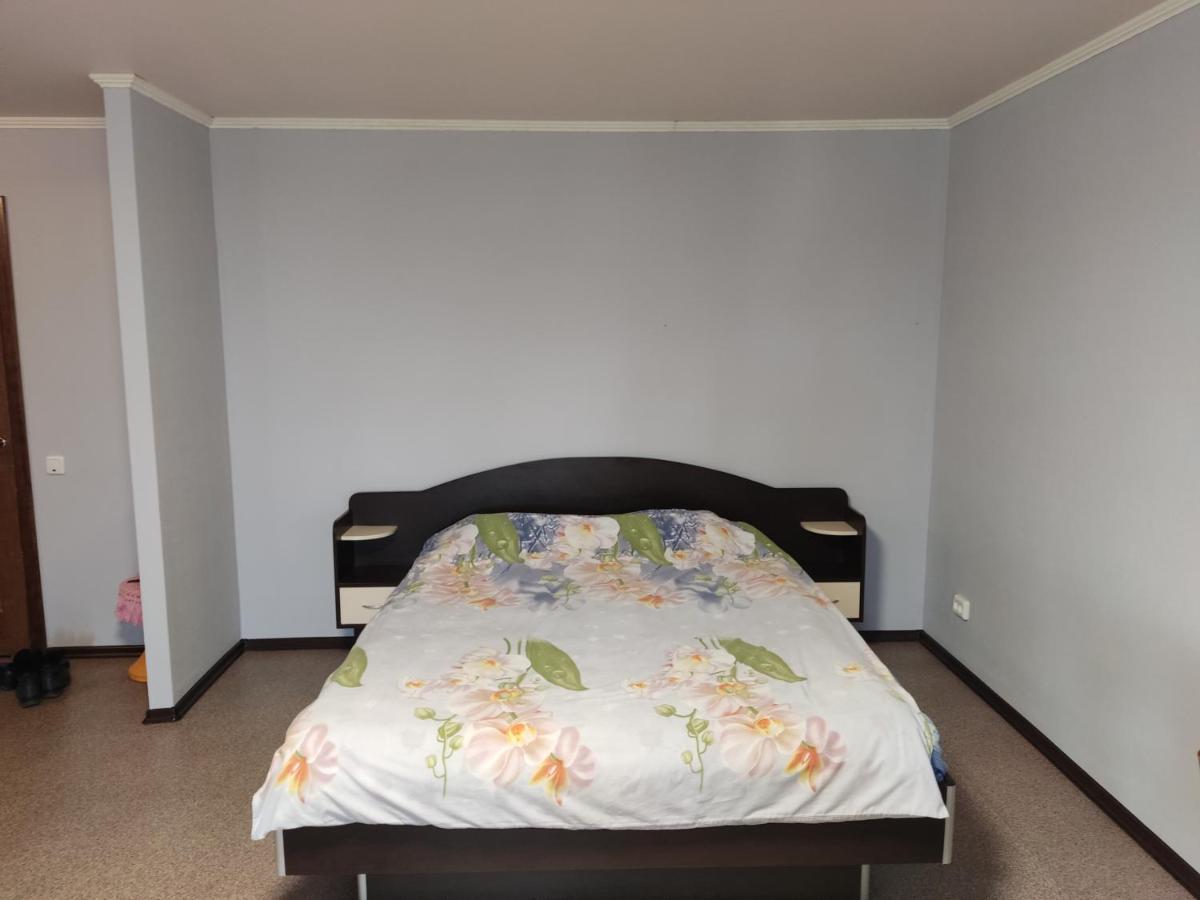 Проспект Миру 35 Apartamento Kryvyi Rih Exterior foto